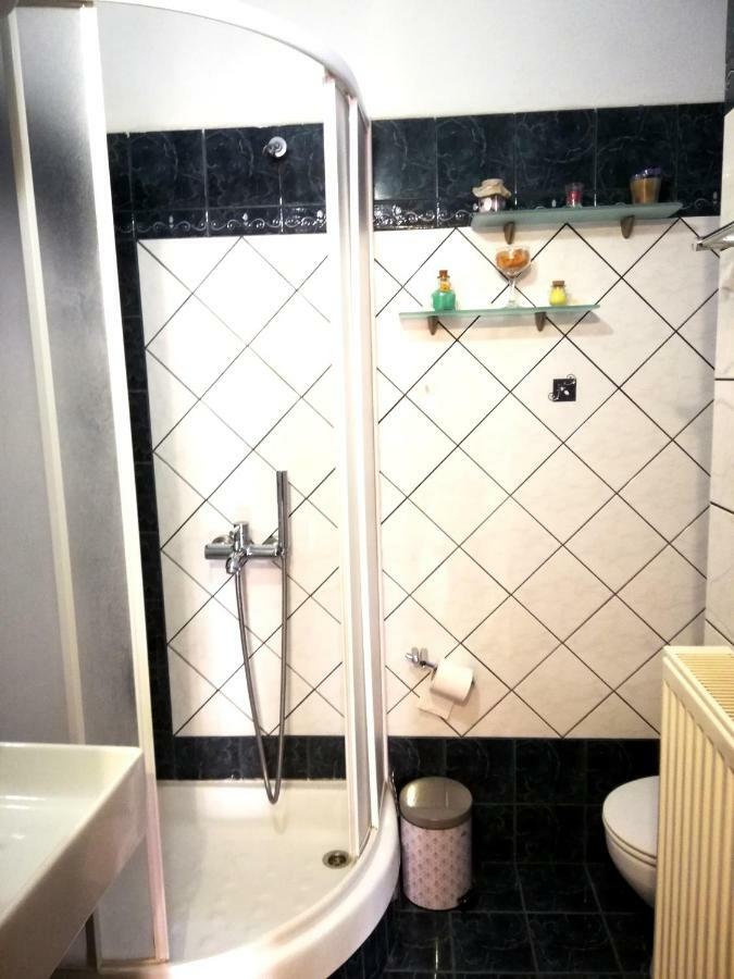 Aspa'S Apartment Kavála ภายนอก รูปภาพ